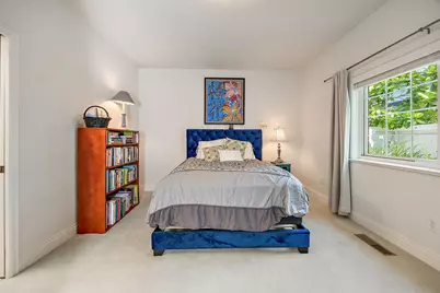 2096 Creek Drive, Ashland, OR 97520 - Photo 25