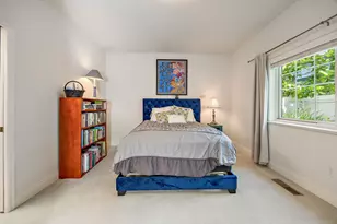 2096 Creek Dr, Ashland, OR 97520 - Photo 25