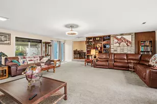 1654 Thomas Rd, Medford, OR 97501 - Photo 9