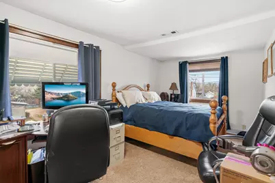 1654 Thomas Road, Medford, OR 97501 - Photo 19