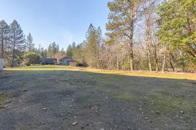 5001 Azalea Drive, Grants Pass, OR 97526 - Photo 39