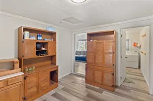 5001 Azalea Dr, Grants Pass, OR 97526 - Photo 13