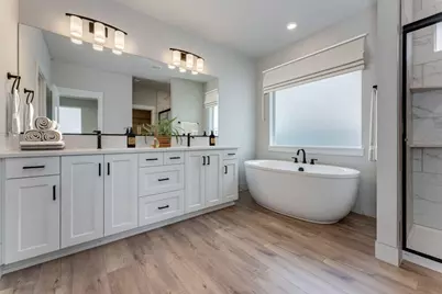 3939 NE Oakside Loop, Bend, OR 97701 - Photo 7