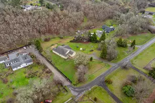 1910 Carton Way, Grants Pass, OR 97526 - Photo 25