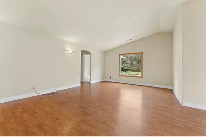 1910 Carton Way, Grants Pass, OR 97526 - Photo 5