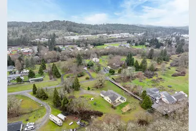 1910 Carton Way, Grants Pass, OR 97526 - Photo 23