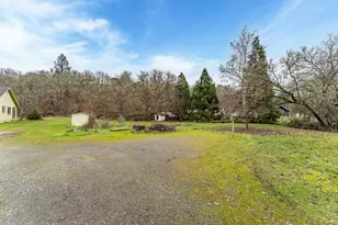 1910 Carton Way, Grants Pass, OR 97526 - Photo 21