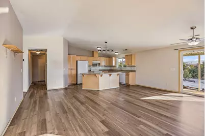 6937 Lakeview Drive, Central Point, OR 97502 - Photo 13