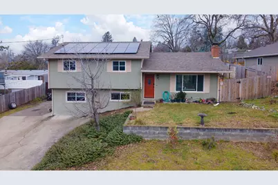 58 SW Western Avenue, Grants Pass, OR 97526 - Photo 33