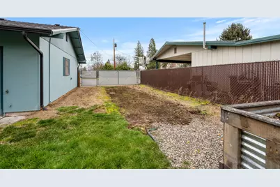 3371 Freeland Road, Central Point, OR 97502 - Photo 33