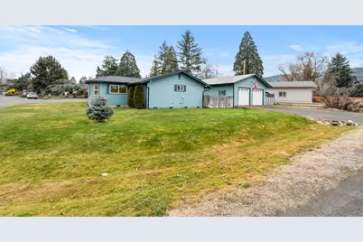 3371 Freeland Road, Central Point, OR 97502 - Photo 35