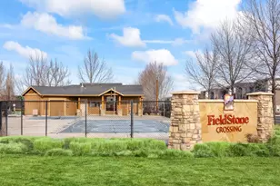 388 NW 29th St, Redmond, OR 97756 - Photo 37