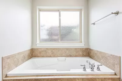 388 NW 29th Street, Redmond, OR 97756 - Photo 15