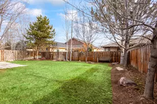 388 NW 29th St, Redmond, OR 97756 - Photo 35