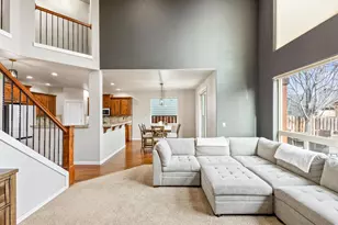 388 NW 29th St, Redmond, OR 97756 - Photo 7