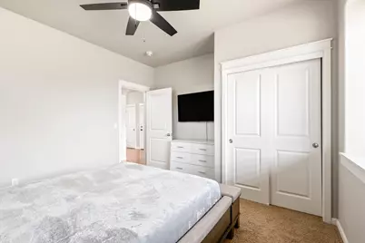 388 NW 29th Street, Redmond, OR 97756 - Photo 21