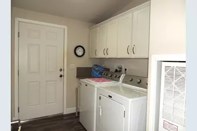 303 Kingsley Drive, Grants Pass, OR 97526 - Photo 31