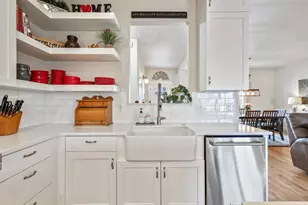 20606 Songbird Ln, Bend, OR 97702 - Photo 15