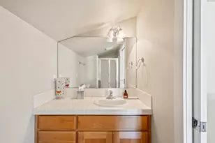 20606 Songbird Ln, Bend, OR 97702 - Photo 31