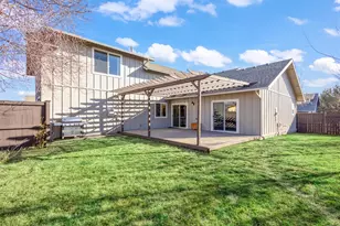 20606 Songbird Ln, Bend, OR 97702 - Photo 37