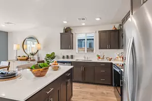 2585 Steadman Ave, Medford, OR 97501 - Photo 9