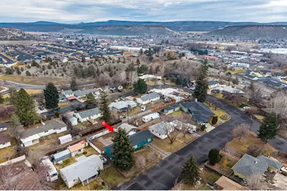 810 NE Clifton Avenue, Prineville, OR 97754 - Photo 33