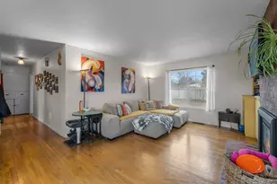 810 NE Clifton Ave, Prineville, OR 97754 - Photo 3