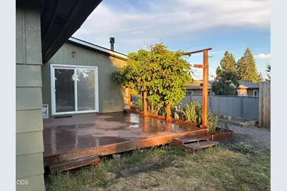2430 Berkeley Street, Klamath Falls, OR 97601 - Photo 19