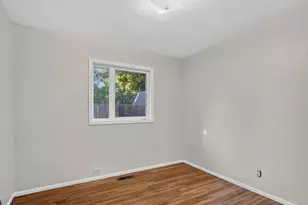 2430 Berkeley St, Klamath Falls, OR 97601 - Photo 11