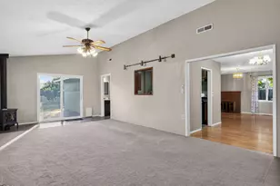 2430 Berkeley St, Klamath Falls, OR 97601 - Photo 5