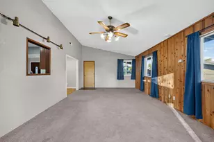 2430 Berkeley St, Klamath Falls, OR 97601 - Photo 9