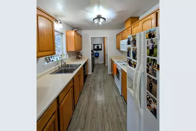 898 Williamson Loop, Grants Pass, OR 97526 - Photo 3