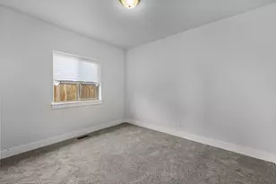 16532 Pne Crk Dr, La Pine, OR 97739 - Photo 7