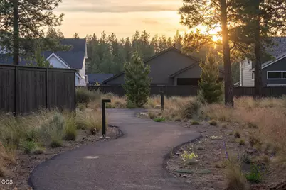 1337 NW Ochoa Drive, Bend, OR 97703 - Photo 9