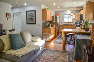 794 N Keene Way Dr, Medford, OR 97504 - Photo 3