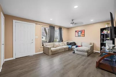 381 Benson Street, Medford, OR 97501 - Photo 11