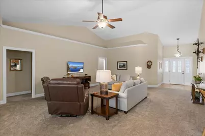 51 Broken Stone Way, Eagle Point, OR 97524 - Photo 7