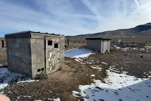 27737 Ford Rd, Bend, OR 97702 - Photo 21