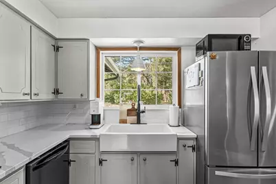 3065 Griffin Creek Road, Medford, OR 97501 - Photo 13