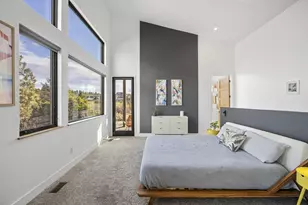 61438 Weinhard Ct, Bend, OR 97702 - Photo 21