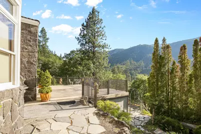 520 Glenview Drive, Ashland, OR 97520 - Photo 11