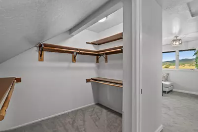 5900 McLoughlin Drive, Central Point, OR 97502 - Photo 33