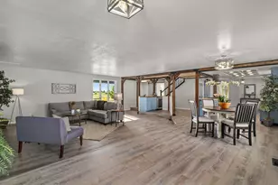 5900 McLoughlin Dr, Central Point, OR 97502 - Photo 19