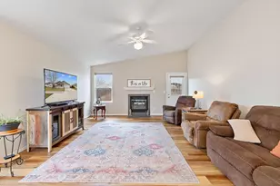 736 NE Sandstone Ct, Prineville, OR 97754 - Photo 17