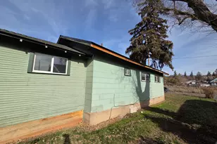 718 N 10th St, Klamath Falls, OR 97601 - Photo 21