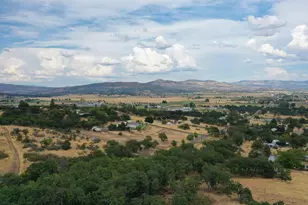 739 W Rolling Hills Dr, Eagle Point, OR 97524 - Photo 57