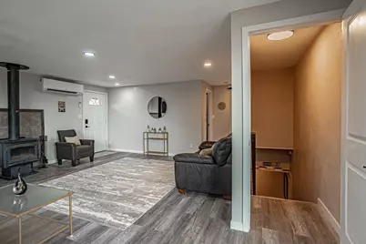 739 W Rolling Hills Drive, Eagle Point, OR 97524 - Photo 11