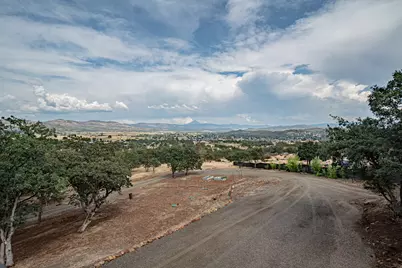 739 W Rolling Hills Drive, Eagle Point, OR 97524 - Photo 19