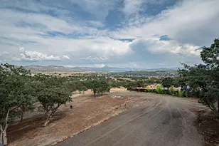 739 W Rolling Hills Dr, Eagle Point, OR 97524 - Photo 19