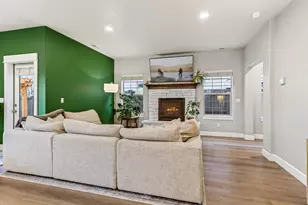 21400 NE Evelyn Pl, Bend, OR 97701 - Photo 15